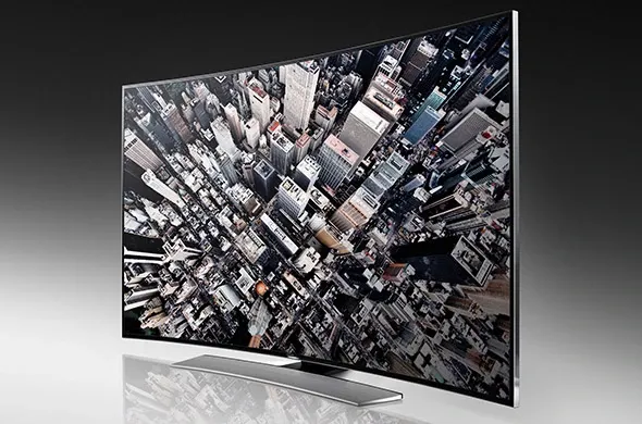 Samsung predstavio prvi zakrivljeni UHD televizor