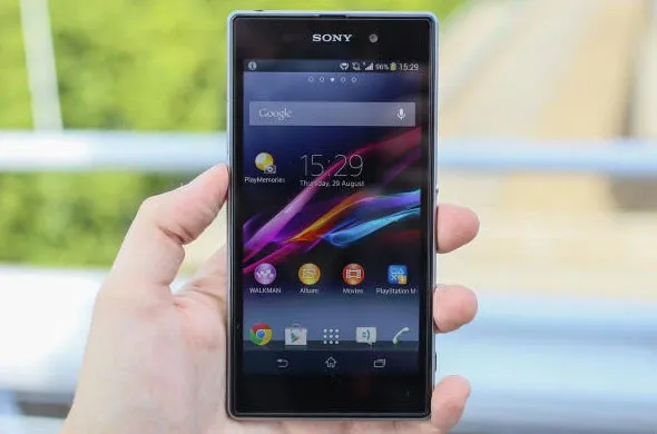 Sony predstavio novu Xperia Z1