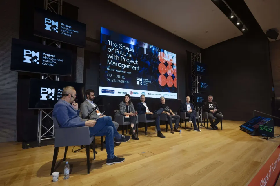 Umjetna inteligencija projektne menadžere čini daleko učinkovitijima