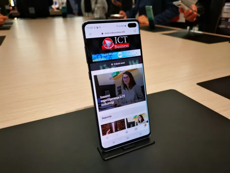 Rekordni rezultati pretprodaje nove Samsung Galaxy S serije pametnih telefona