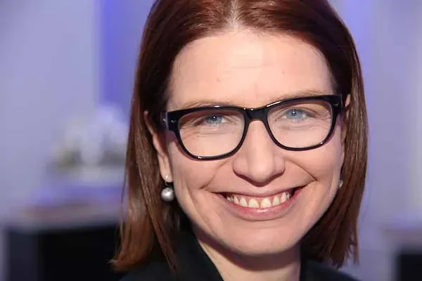 ICTbusiness TV: Knjiga o internetu, hakeri, mainframe, telekomi - za svakoga po nešto