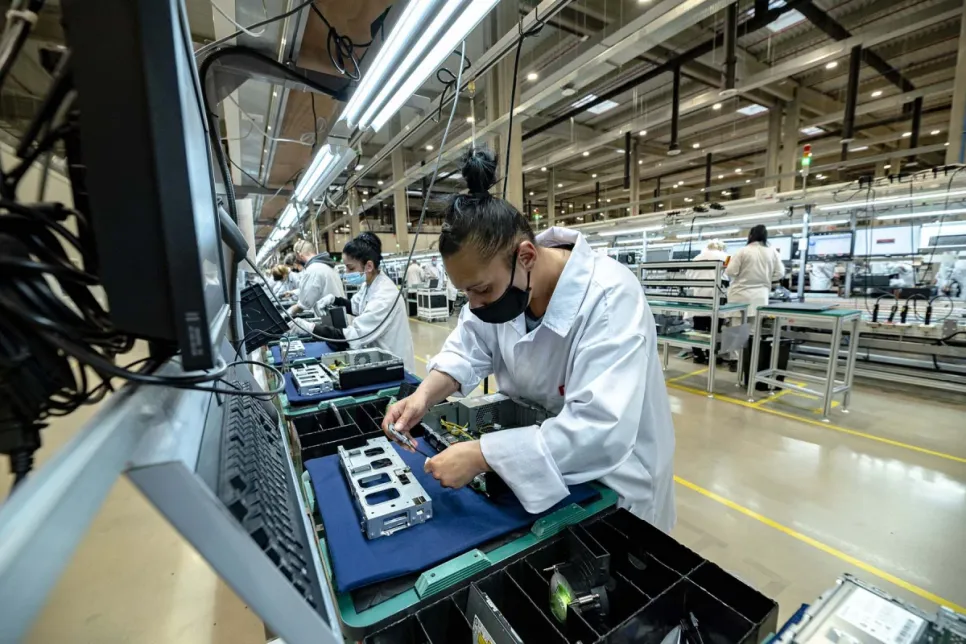 Lenovo otvorio svoju prvu europsku tvornicu u Mađarskoj